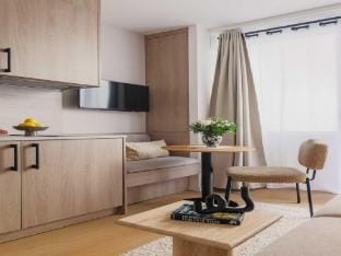 Elegant apartment - 1BR- 4P- Trocadero Apartment in Paris