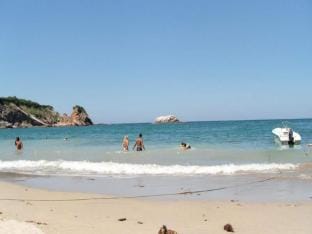 Rooms 4 People - Patio Side Apartment in Hendaye
