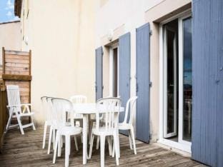 Room House 8 People Selection Apartment in Grospierres