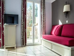 Room House 8 People Selection Apartment in Grospierres