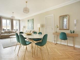 Sublime Apartment Haussmann Opera Apartment in Paris