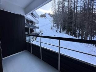 Studio in France with Ski-In Access Apartment in Provence-Alpes-Côte d'Azur