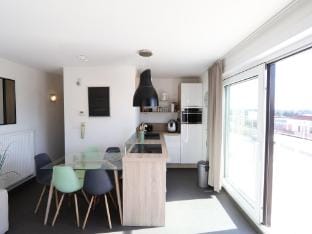 Penthouse in Knokke near Beach and Lippenslaan Apartment in Knokke-Heist