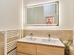 Elegant Apartment AC - Buttes-Chaumont Apartment in Paris