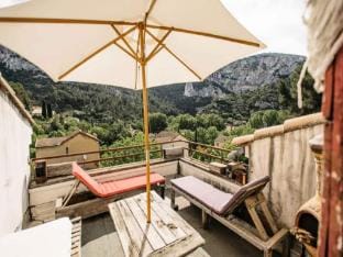 Rare Pearl With Panoramic Views Apartment in Fontaine-de-Vaucluse