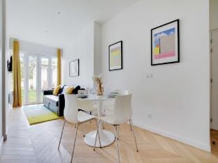 Apartment for 4 person in Nanterre Apartment in Île-de-France