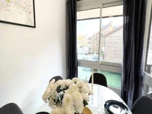 Cherry Time apt with terrace-beach Apartment in Deauville
