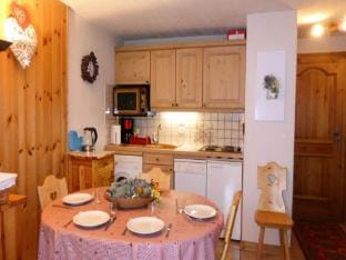 Rooms for 5 People Apartment in Les Houches