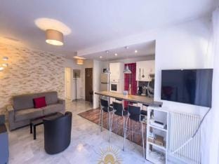 Apartment Le Surcouf for 4 Apartment in Cannes