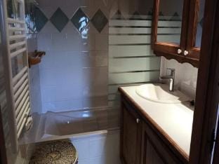 Residence Liseran for six people Apartment in Landry