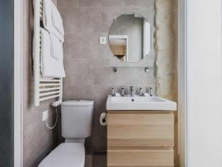 Modern apartment - 1BR4P - Montorgueil Apartment in Paris