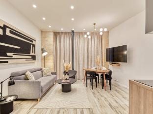 Superb Apartment Invalides St Germain des Pres Apartment in Paris