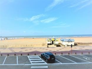 Studio in Duinbergen by the Sailing Club Apartment in Knokke-Heist