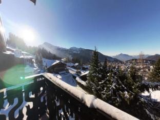 BA331 Apartment 4 People At the foot of the Carroz slopes Apartment in Arâches-la-Frasse