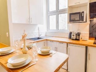 Quiet apartment 1BR4P - Place des Victoires Apartment in Paris