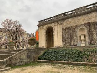 Prestige T3 Near Bordeaux Jardin Public Apartment in Bordeaux