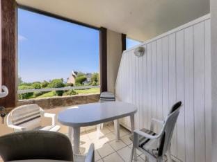 room apartment for 4 people Apartment in Arzon