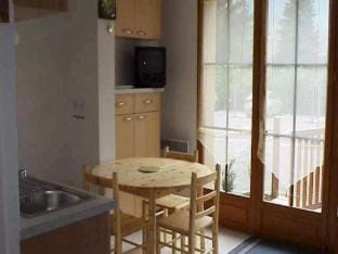 Apartment in Guchen with Stunning Mountain View Apartment in Occitanie