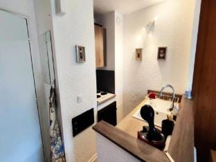 Primeveres Residence with two rooms Apartment in Isola