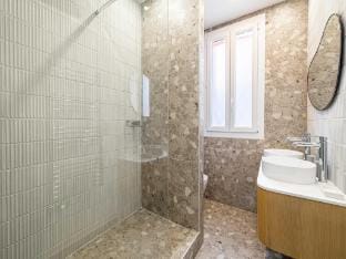 Warm Apartment - 2BR6P - CannesNear Beach Apartment in Cannes