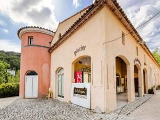 Room House 6 People - Selection Apartment in Grospierres