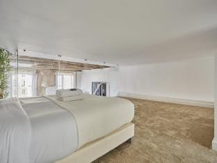 Incredible apartment LouvrePalais Royal Apartment in Paris