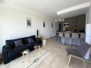 Exceptional Cannes Apt with Sea View  Pool Apartment in Cannes