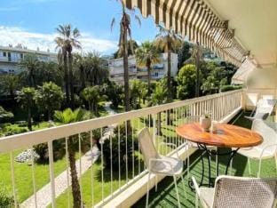Stunning Apt in Cannes with View Apartment in Cannes