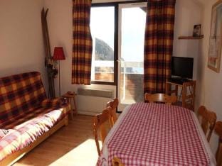 Residence Ecrin Dhuez for 6 people Apartment in Huez