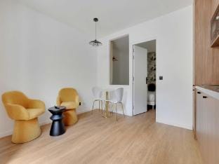 Charming apartment - 1BR - 2P - Montreuil Apartment in Vincennes