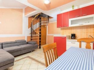 Apartments Manda - One Bedroom Apartment With Terrace A1 Apartment in Fažana