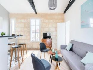 Superb Apt in Central Chartrons Apartment in Bordeaux