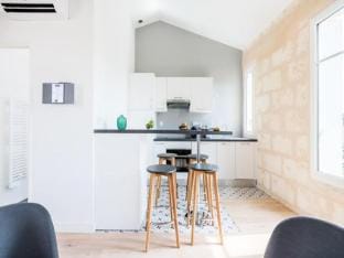 Superb Apt in Central Chartrons Apartment in Bordeaux