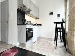 Super Appartement Clim Et Pierre Bordelaise Apartment in Bordeaux