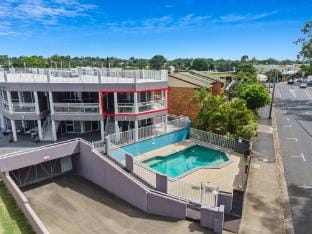 Beachside 2-Bed Apartment with Secure Parking Apartment in Hervey Bay