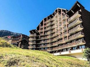 Apartment in Alpe dHuez near Ski Slopes Apartment in Huez