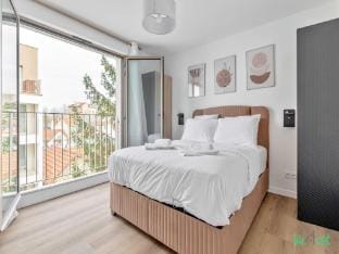 Bright apt with balcony -6P-Proche DisneyParis Apartment in Île-de-France