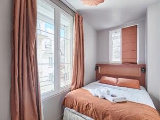 Charming 2BDR AC Le Marais Centre de Paris Apartment in Paris