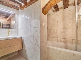 Amazing apartment in Center of Paris Apartment in Paris