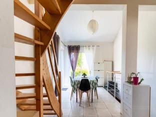 Houses  Villas for 8 People Apartment in Tours