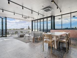 Fremantle 1-Bed Close to Beach  Shops Apartment in Perth