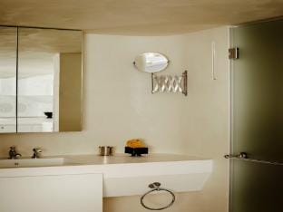 Sublim and design apartement Place Vendome Apartment in Paris