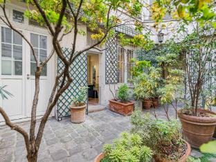 Charming Studio - 3P - Faubourg Saint-Martin Apartment in Paris
