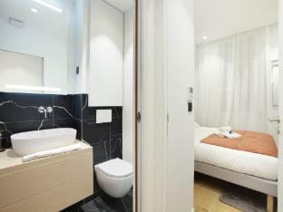 Montmorency Center of Paris Le Marais Beaubourg Apartment in Paris