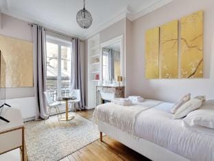Charming Studio - 2P- Parc Monceau Apartment in Paris