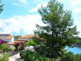 Blissful Bay Apartments Vrboska - One Bedroom Apartment with Balcony Apartment in Vrboska
