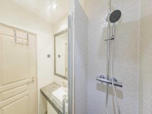 Magnificent apartment - 1BR4P - Saint-Lazare Apartment in Paris