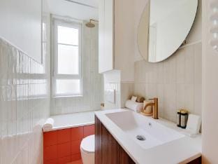 Charming studio - 2P - Canal Apartment in Paris