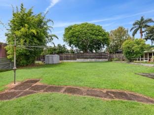 Spacious 3-Bed Home in Morningside with Backyard Apartment in Brisbane