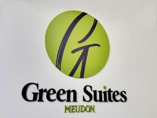 Modern Green Suites residence - MeudonVAClizy Apartment in Île-de-France